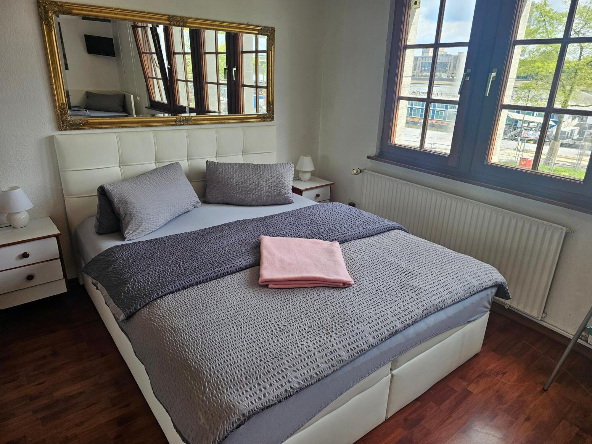 Haus Enteresan Appart hôtel Cologne